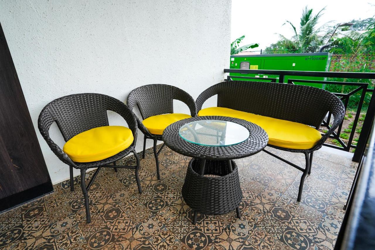 Ninad Homestays Karjat Exteriör bild