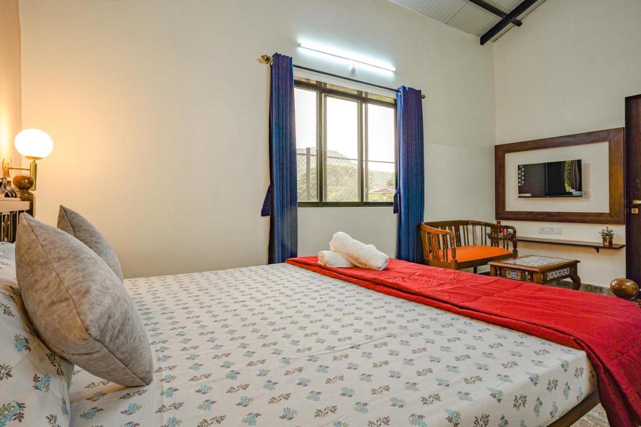 Ninad Homestays Karjat Exteriör bild