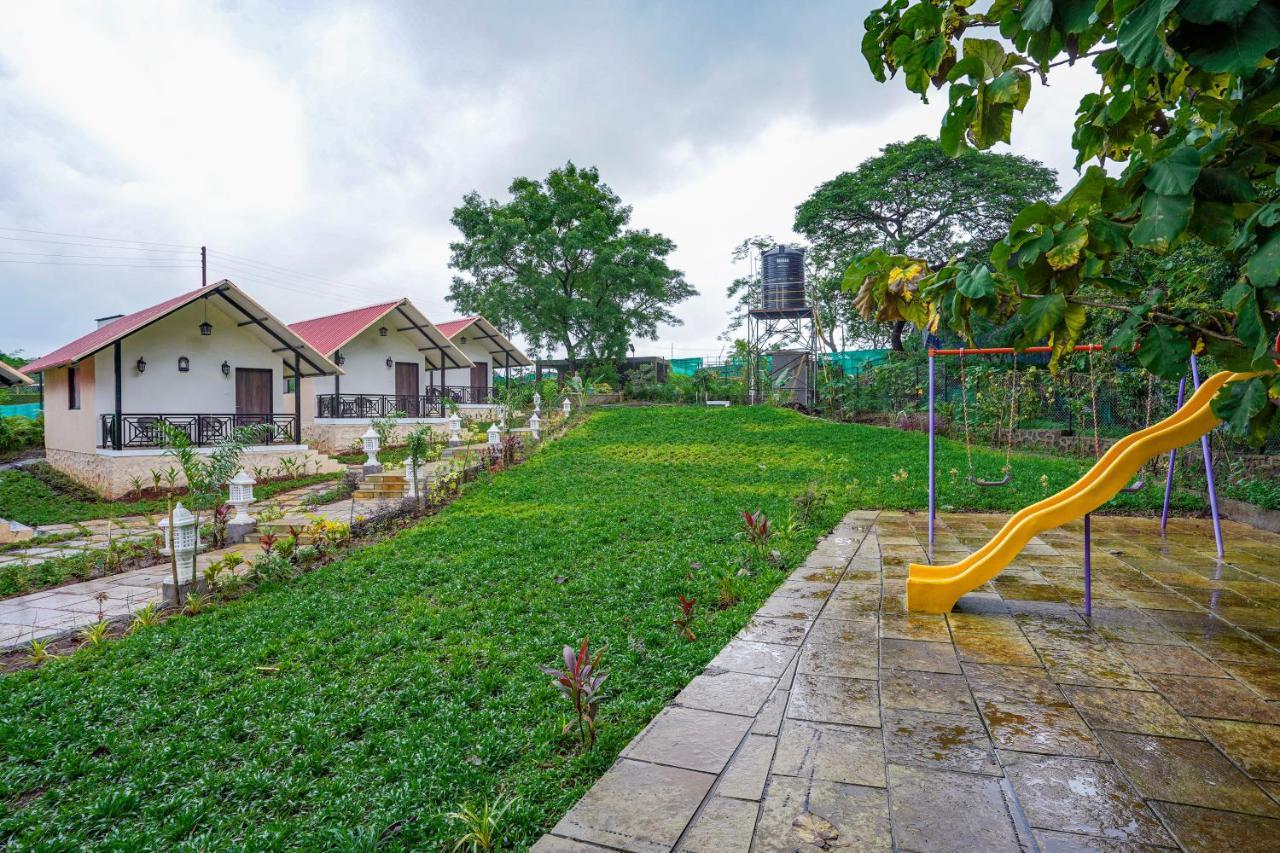 Ninad Homestays Karjat Exteriör bild
