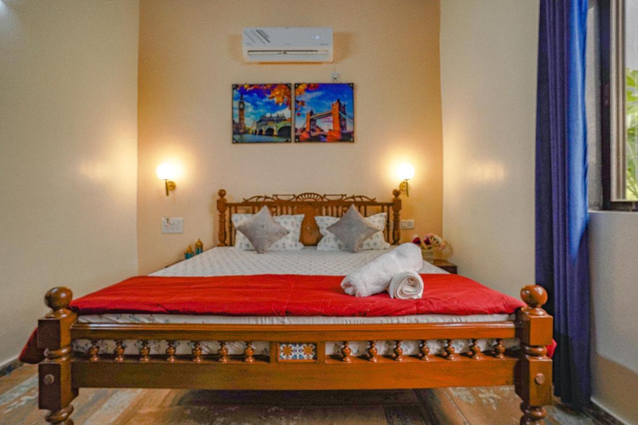 Ninad Homestays Karjat Exteriör bild