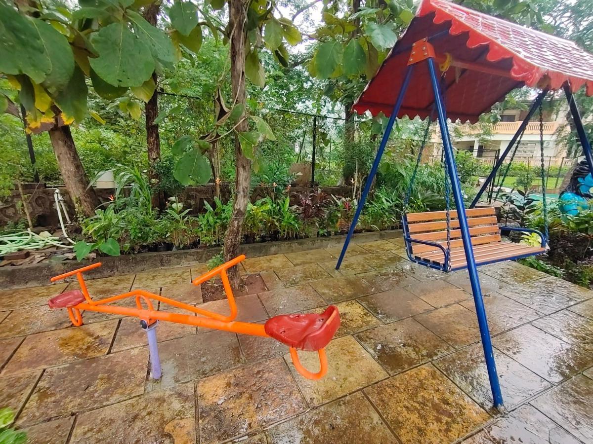 Ninad Homestays Karjat Exteriör bild